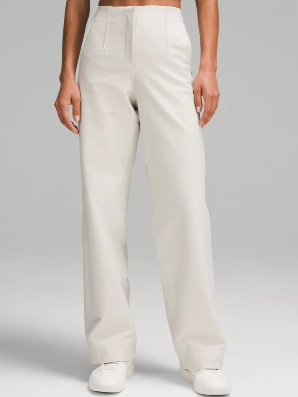 Lululemon Utilitech Relaxed-Fit Mid-Rise Trouser Size 4 Women’s in Bone